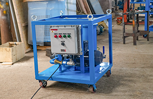 PT100(6000L/H) Portable Oil Filter Machine Sales to UAE